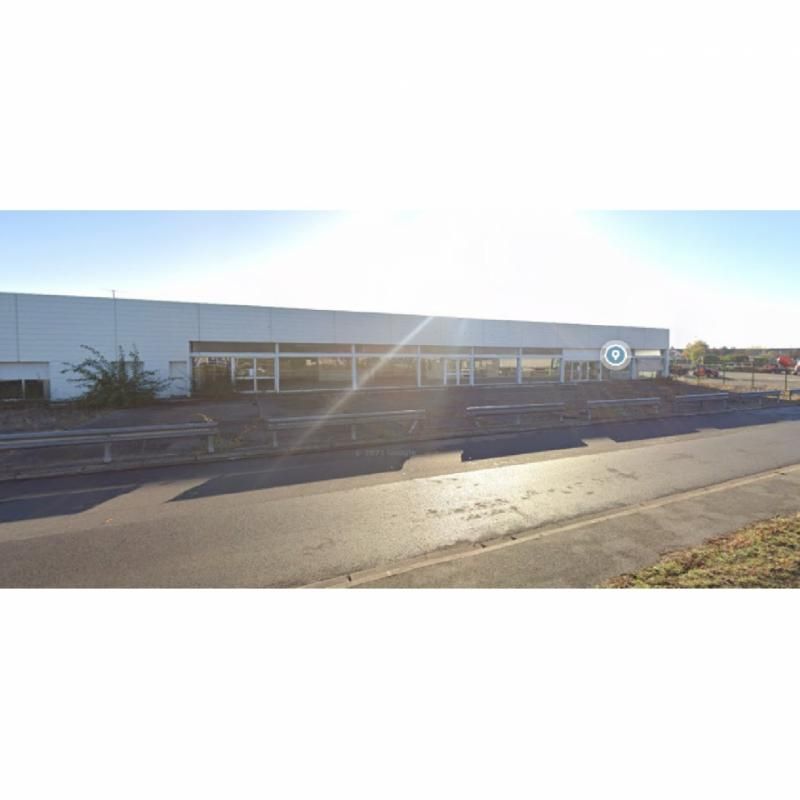 Location bureaux 2000 m² non divisibles