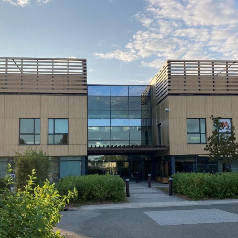 Location bureaux 70 m² non divisibles