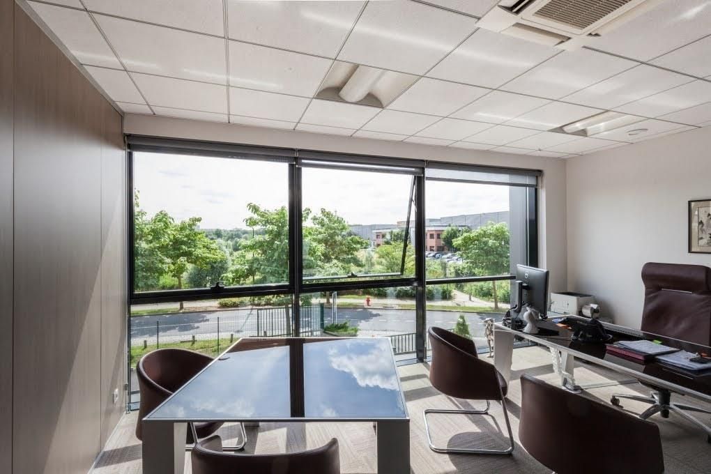 Location entrepôts 2722 m² divisibles à partir de 940 m²