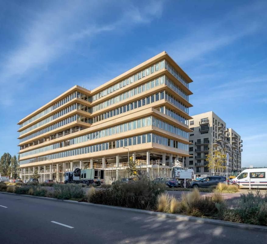 Vente bureaux 7500 m² divisibles à partir de 240 m²