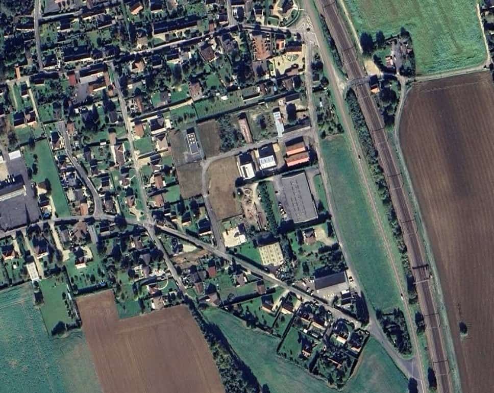 Vente terrain 1565 m² divisibles à partir de 1347 m²