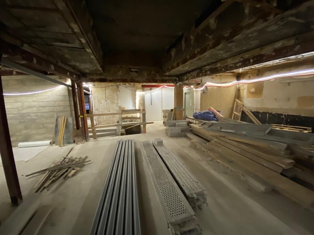 Location local commercial 394 m² non divisibles