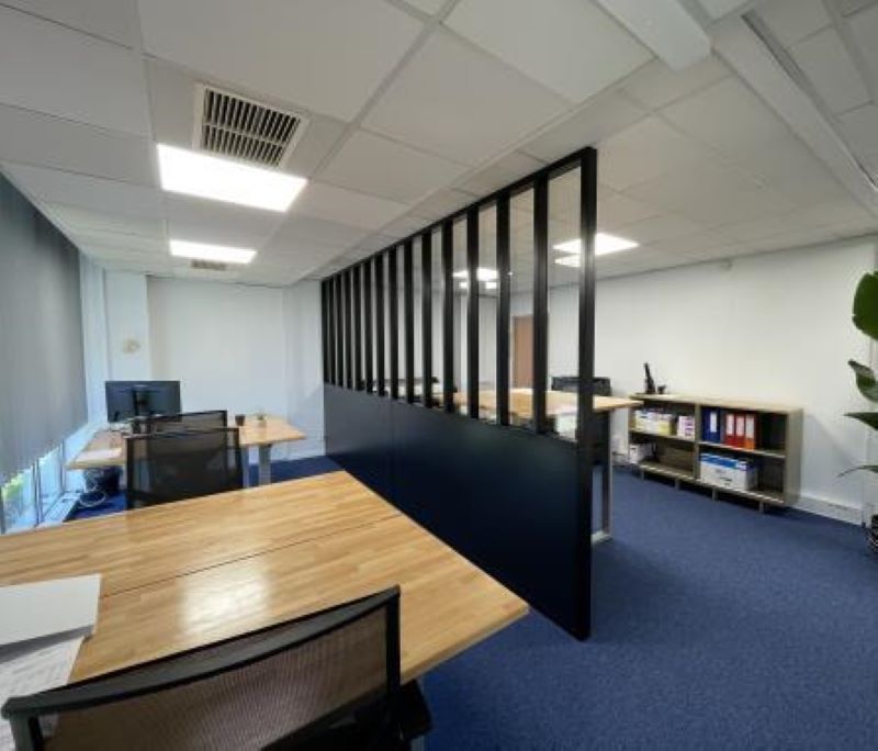 Location bureaux 140.00 m² à MERIGNAC
