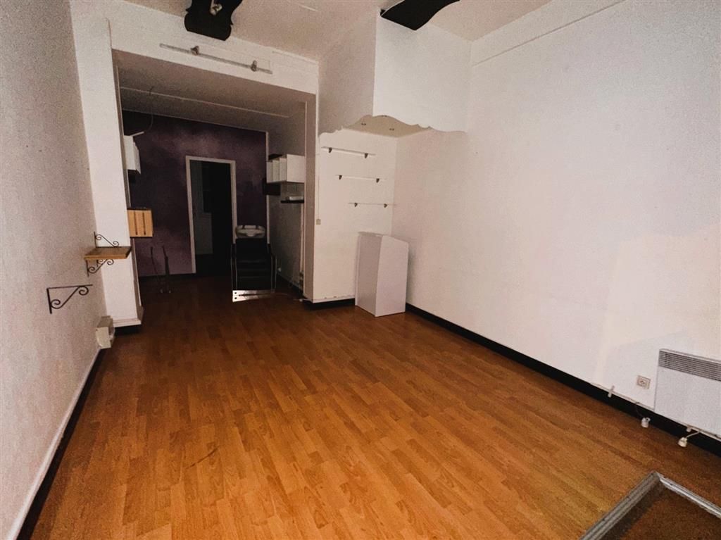 Location local commercial 30 m² non divisibles