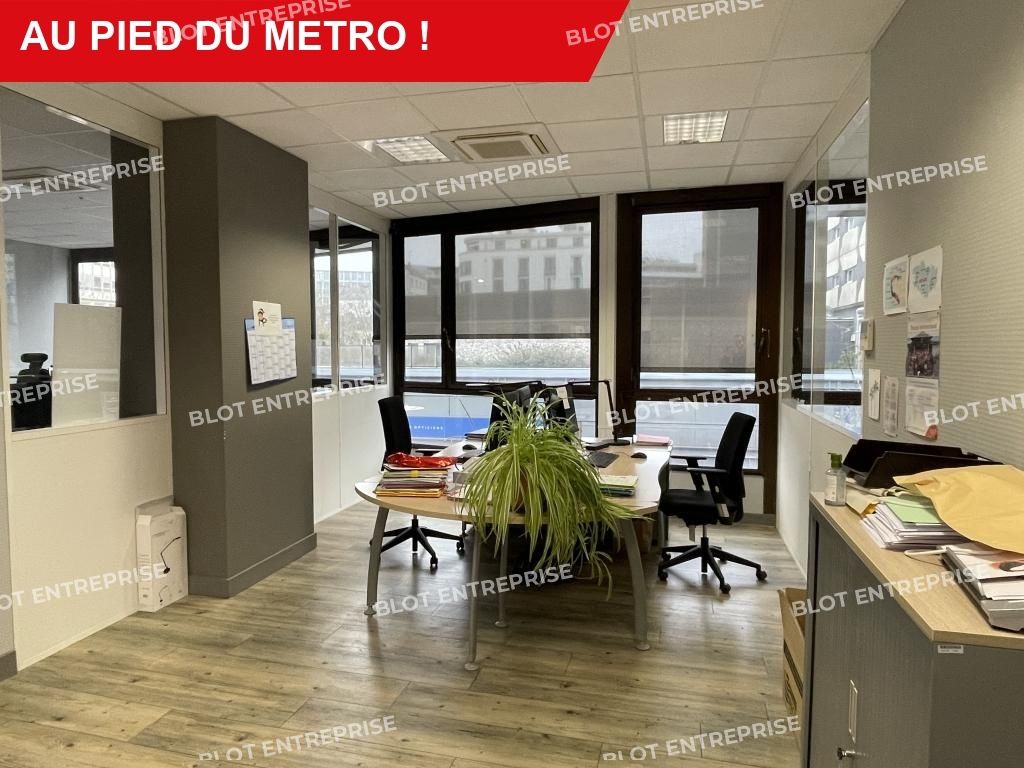 Location bureaux 555 m² non divisibles