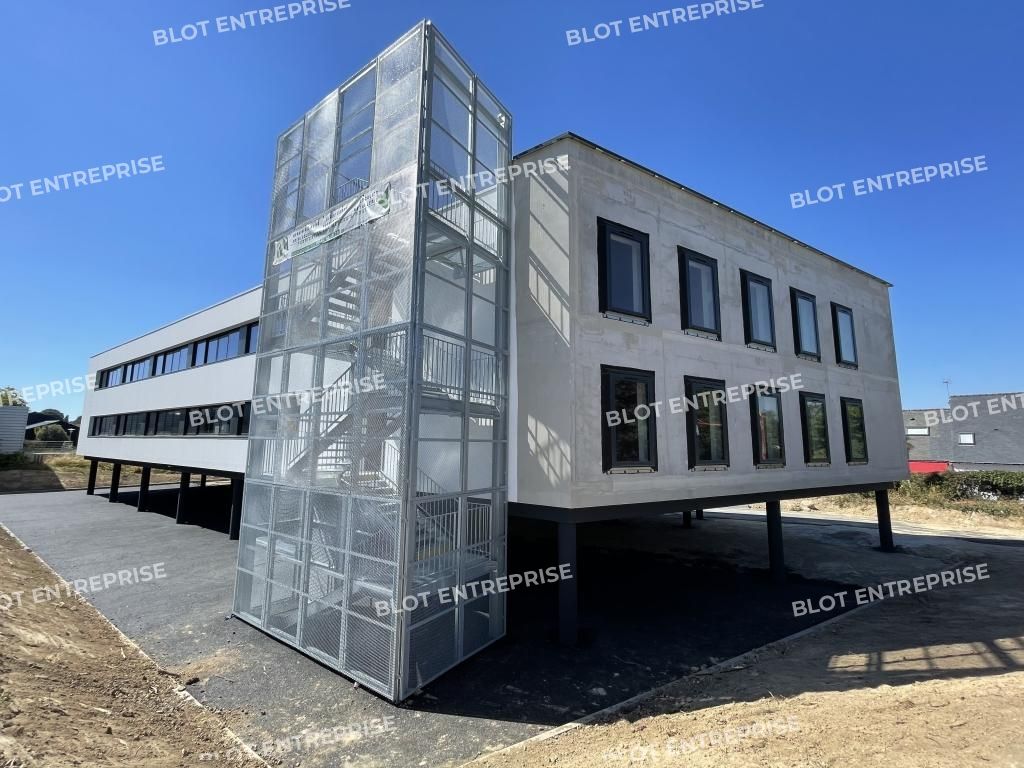 Location bureaux 600 m² non divisibles