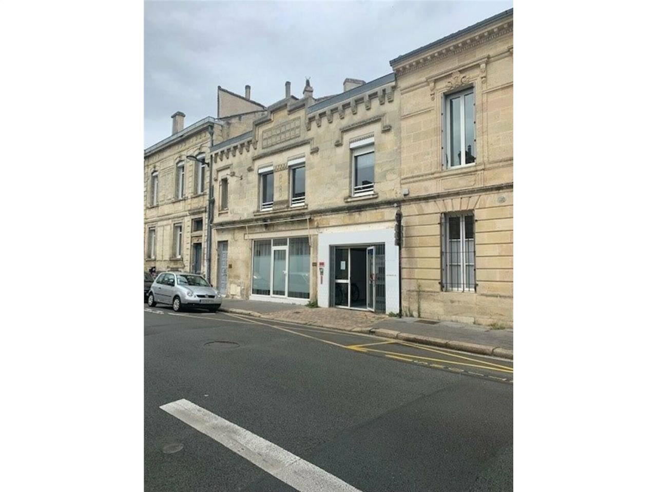 Location bureaux 186 m² non divisibles