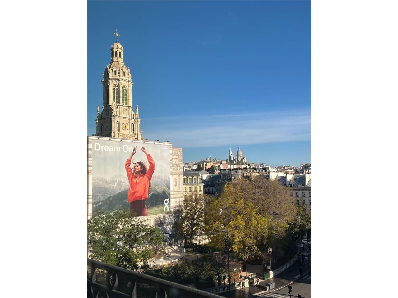 Location bureaux 1036 m² à Paris