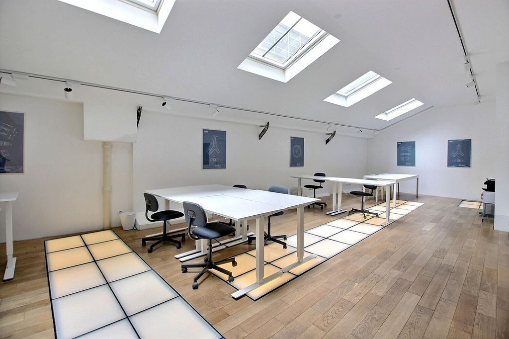 Location bureaux 213 m² non divisibles