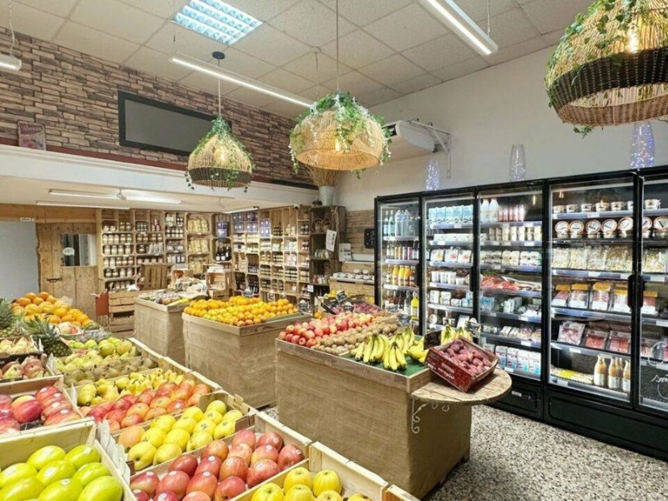 Vente local commercial 120 m² non divisibles