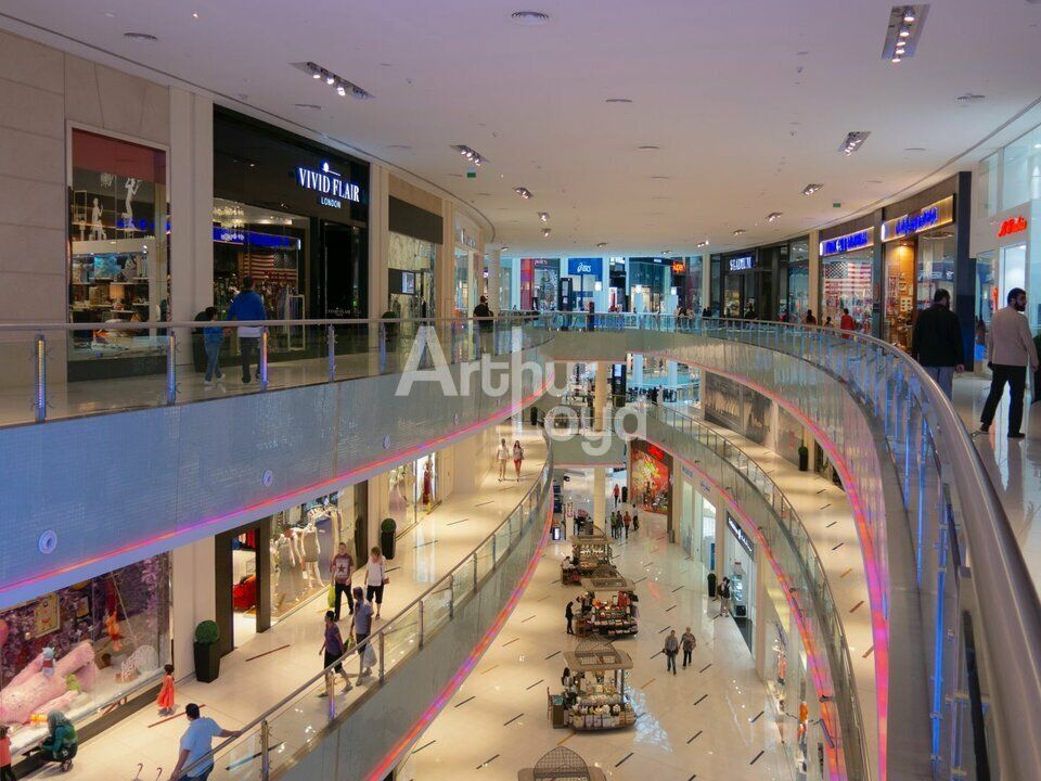 Location local commercial 478 m² non divisibles