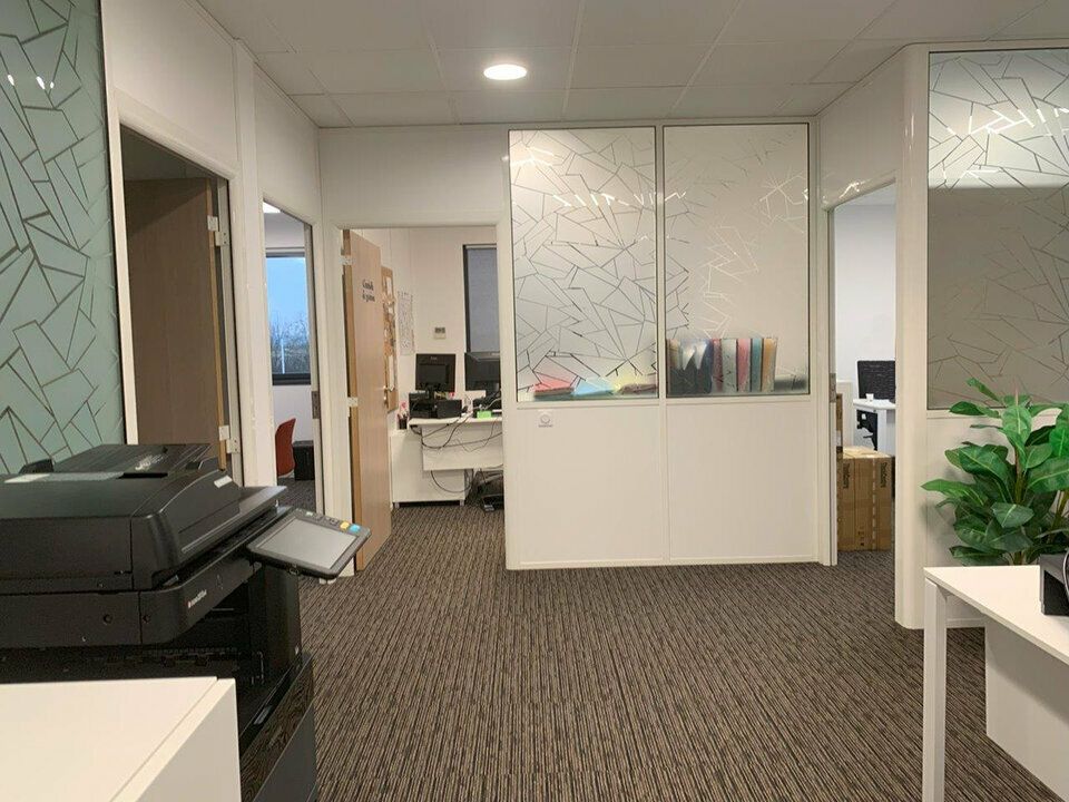 Location bureaux 127 m² non divisibles