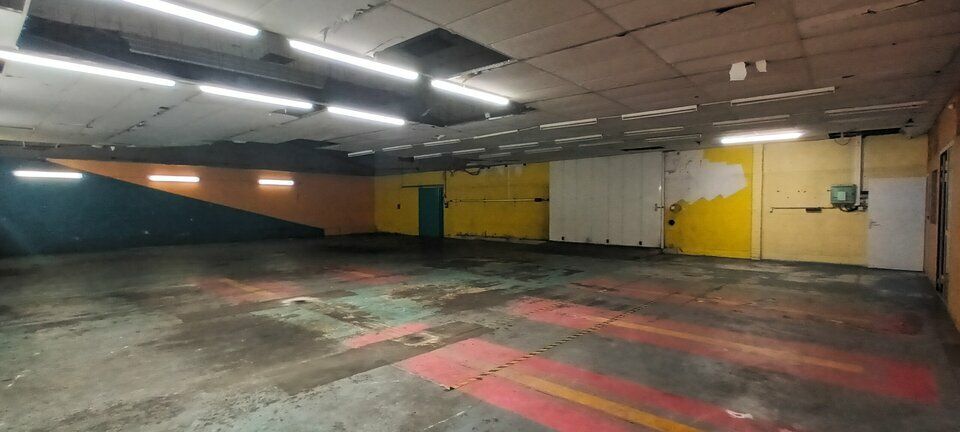 Location local d''activites 470 m² non divisibles