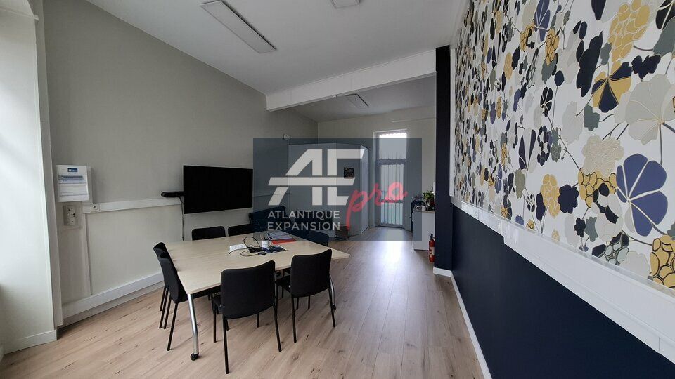 A LOUER BUREAU de SERVICES à SAINT NAZAIRE VILLE PORT 
