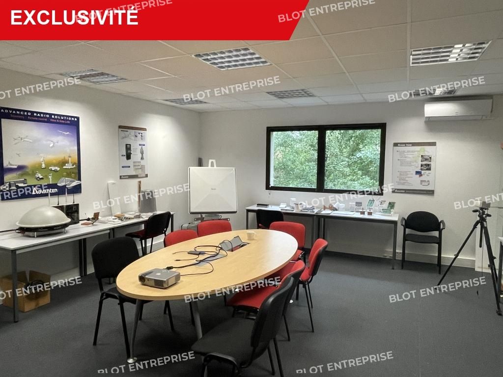 Vente bureaux 321 m² non divisibles