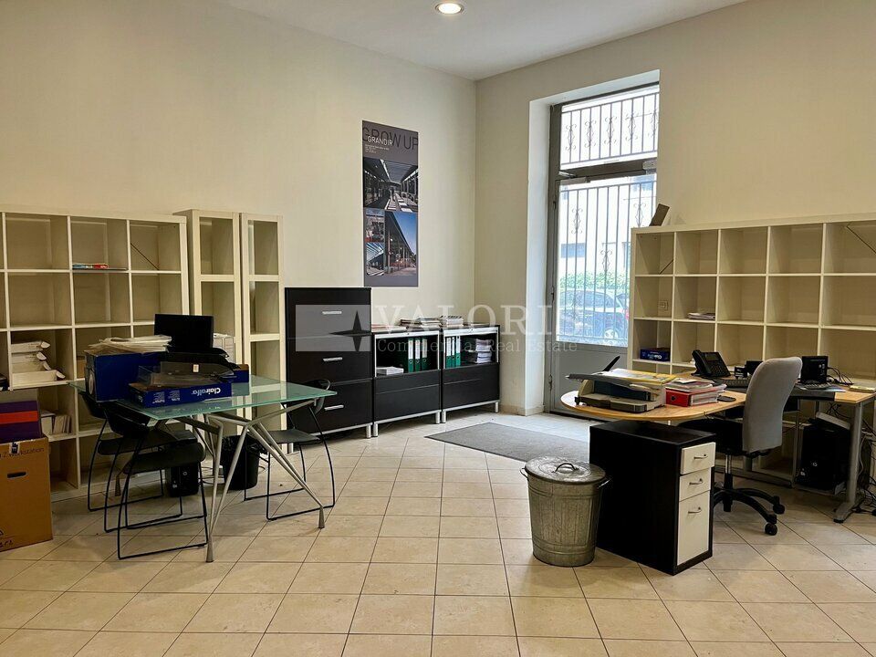 Location bureaux 136 m² non divisibles