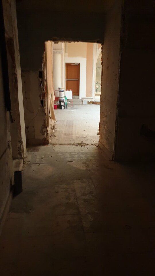 A LOUER ROYAT Local 138 m² 