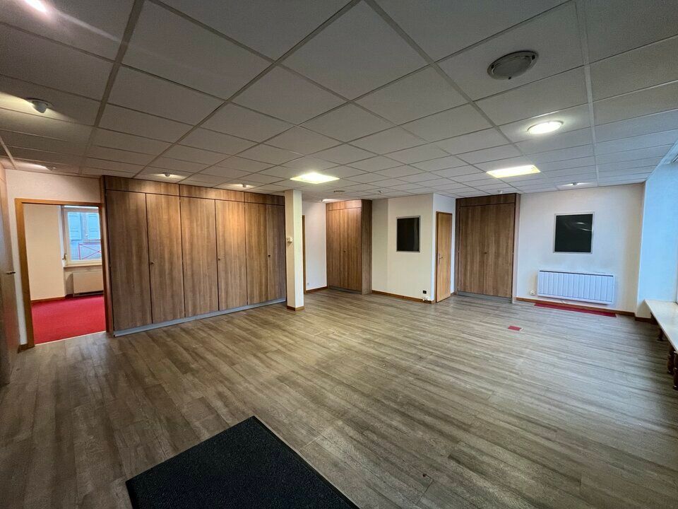 Vente local commercial 89.77 m² non divisibles