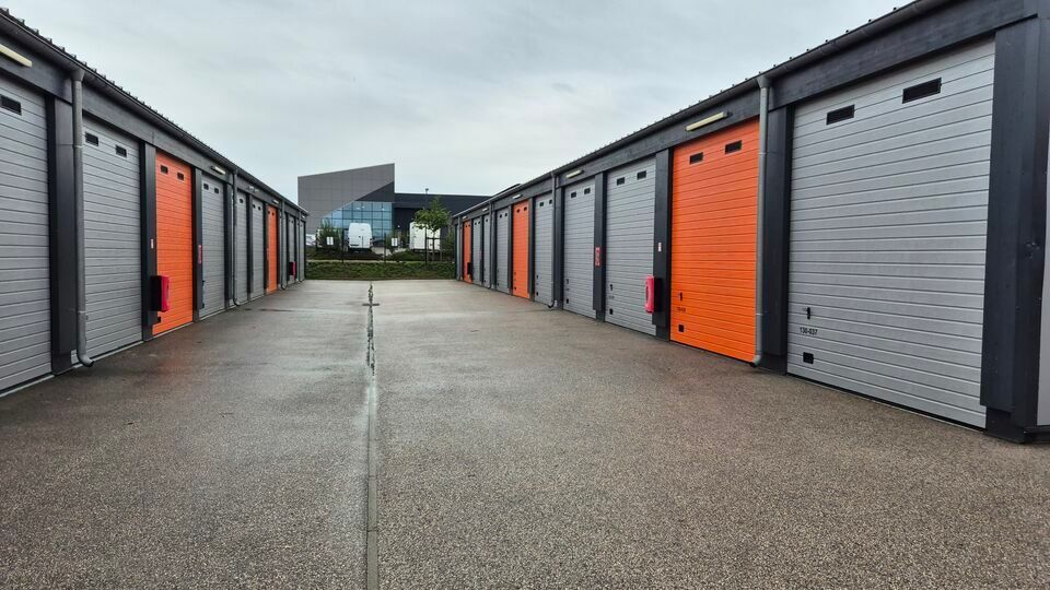 Location local d''activites 35 m² non divisibles