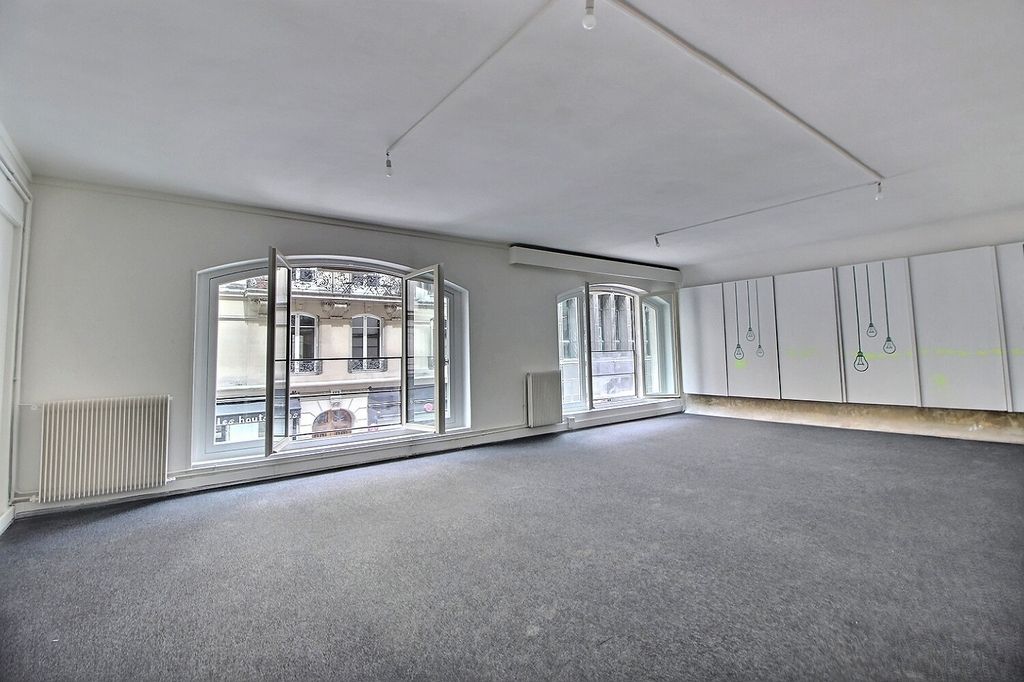 Location bureaux 256 m² non divisibles
