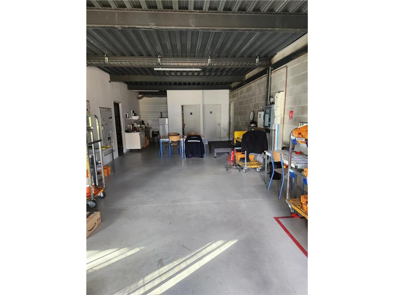 Location local 130 m² à Saint-Martin-de-Londres