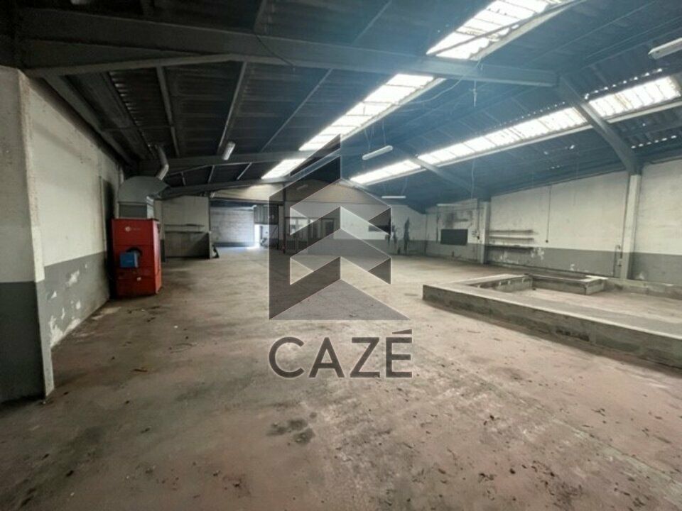 Location local d''activites 494 m² non divisibles