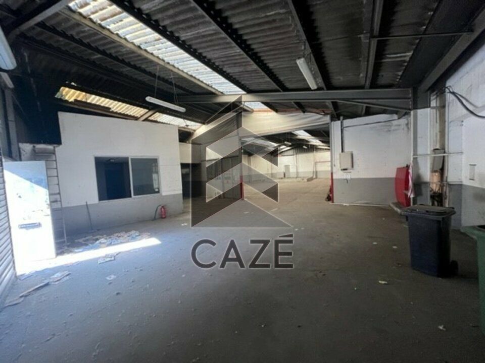 A LOUER ENTREPÔT - CENTRE VILLE