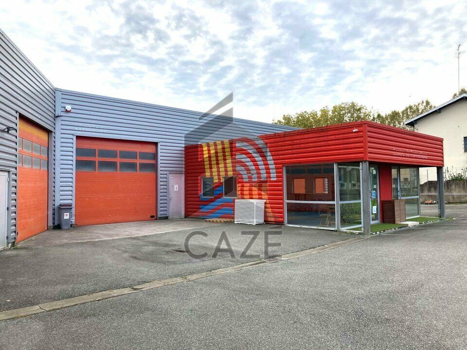Location local d''activites 983 m² non divisibles