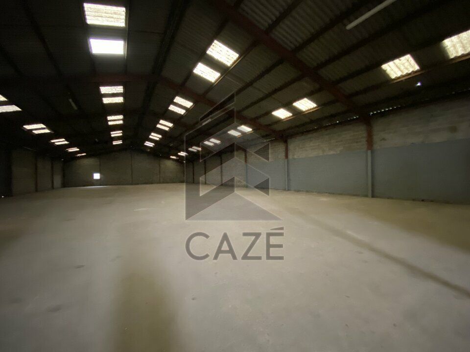 Vente entrepot 1000 m² non divisibles