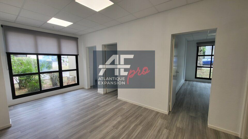 Location bureaux 91.03 m² non divisibles
