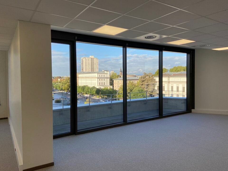 Location bureaux 567 m² divisibles à partir de 248 m²