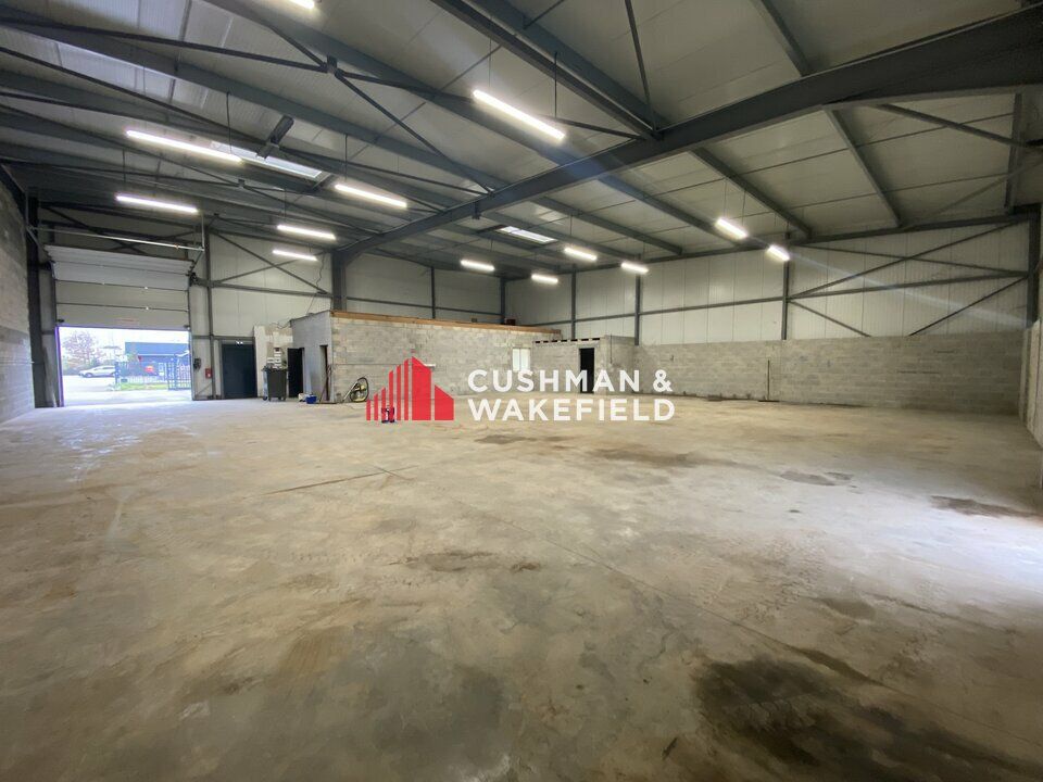 Location activité/entrepôt - 416 m²