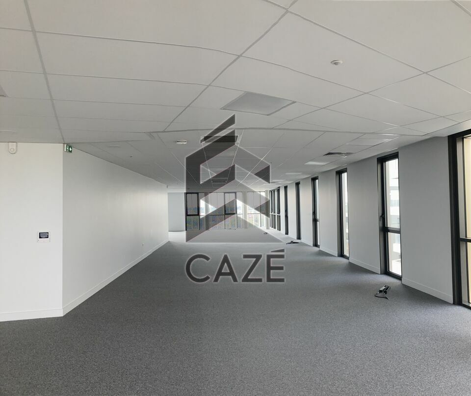 BUREAUX A LOUER BORDEAUX PROCHE TRAM 