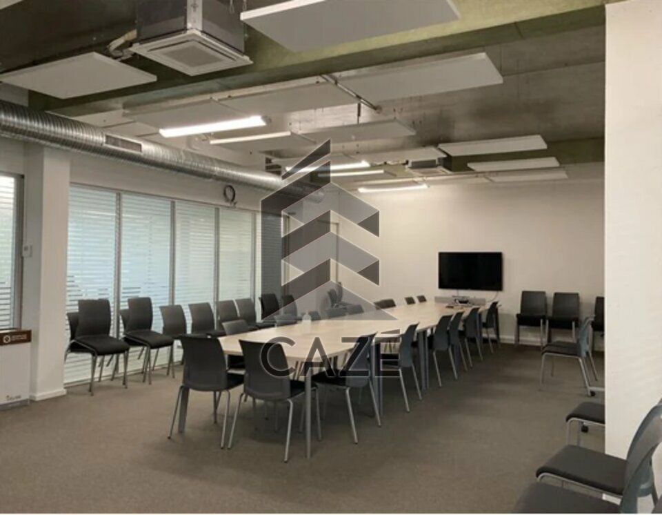 Location bureaux 3432 m² divisibles à partir de 492 m²