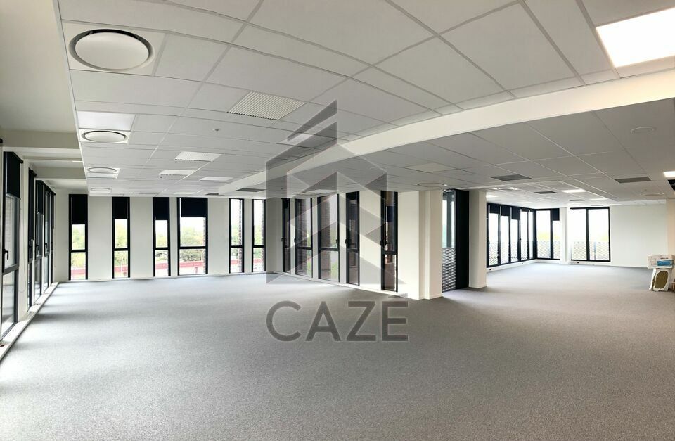 Location bureaux 320 m² non divisibles