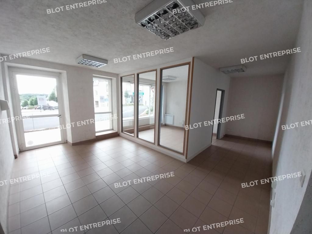 Location local commercial 72 m² non divisibles