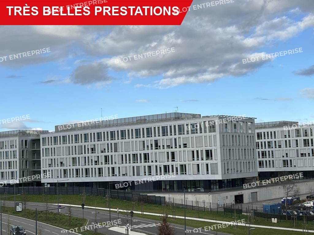 Location bureaux 582 m² non divisibles
