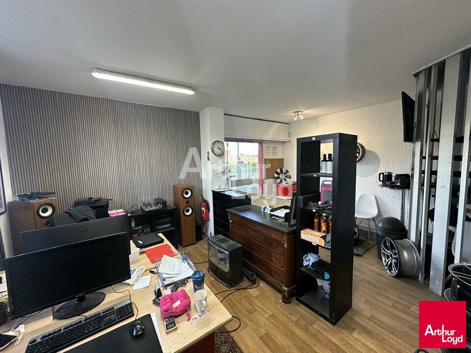 CHANTEPIE ZI SUD EST - LOCAL D'ACTIVITE A VENDRE - 925 M²