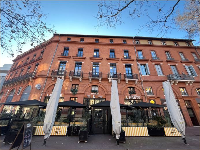 Location Bureaux récents 106 m² non divisibles