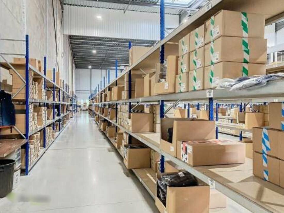 Location bureaux 2735 m² non divisibles