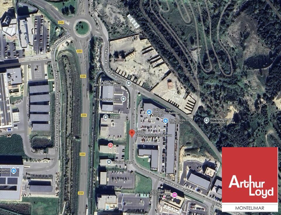 Location local commercial 480 m² non divisibles