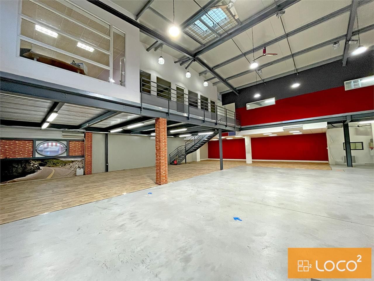 local d'activité de 1410 m² environ - zi proxima