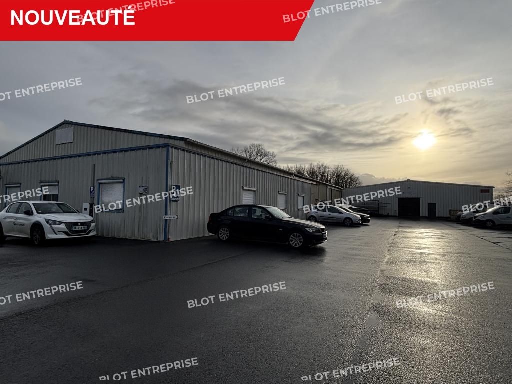 Vente entrepôts 1300 m² non divisibles