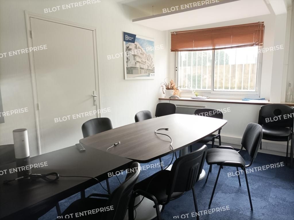 Location bureaux 164 m² non divisibles