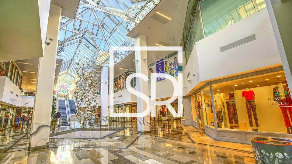 LOCATION LOCAL COMMERCIAL - RUE BLATIN - 480 M² - HYPER CENTRE - 63000 CLERMONT-FERRAND