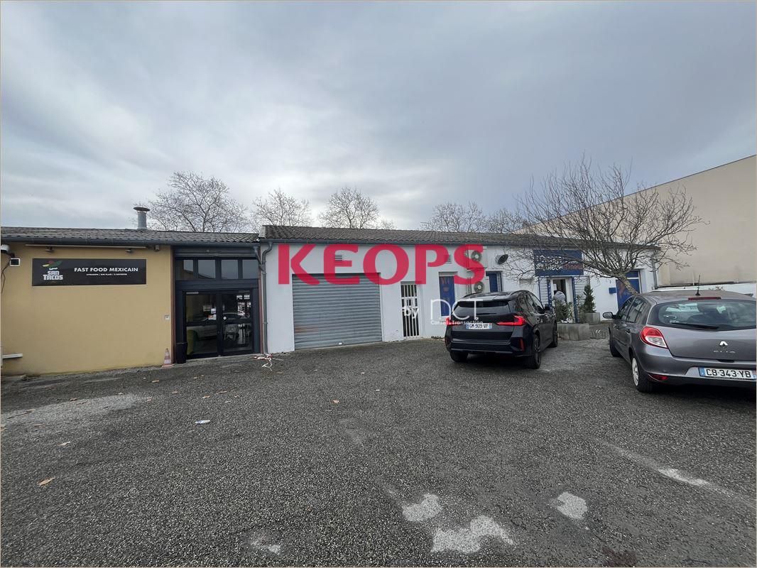 Vente Locaux d'activité 490 m² non divisibles