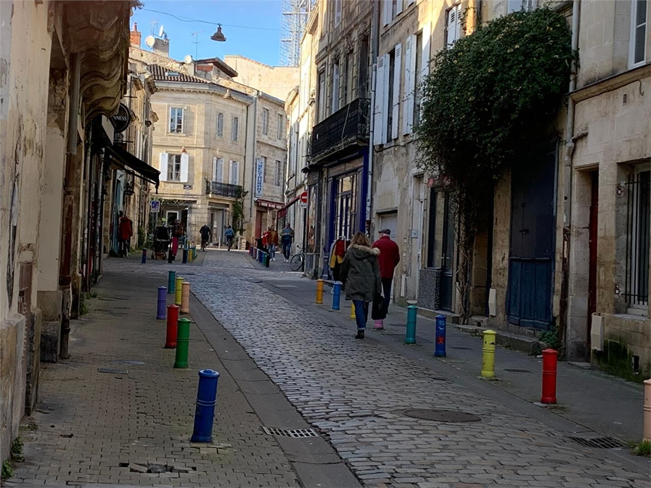 Location local commercial 20.00 m² à BORDEAUX