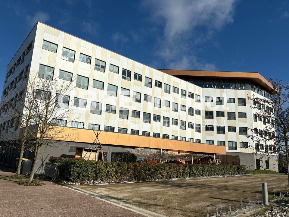 Location bureaux 1036 m² divisibles à partir de 168 m²