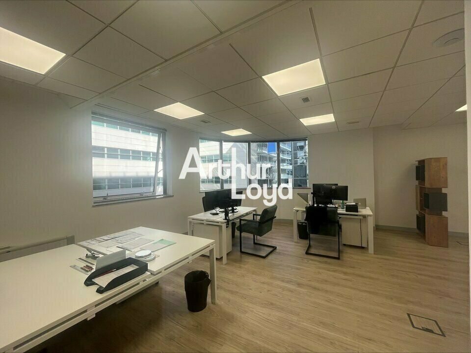 Location bureaux 62 m² non divisibles