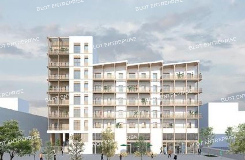 Location bureaux 637 m² non divisibles